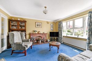 Lounge- click for photo gallery